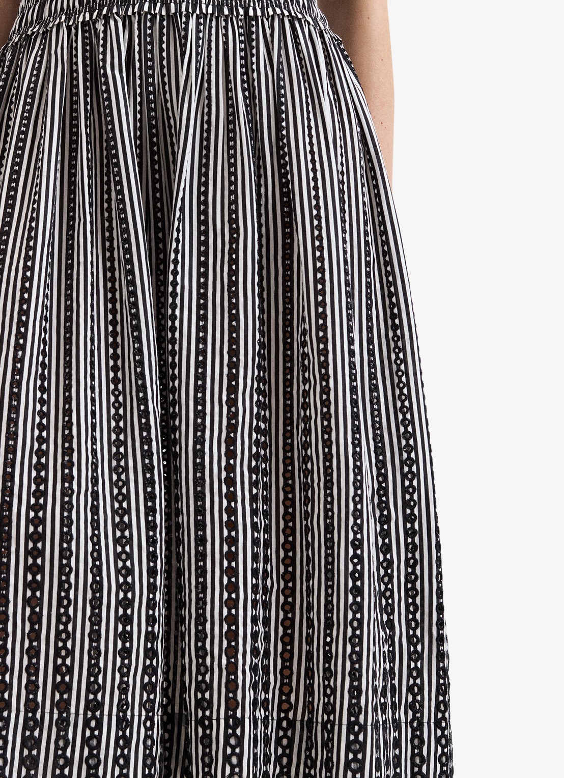 Phase Eight Chiara midi jurk met smockwerk en print - detail 6 zwart