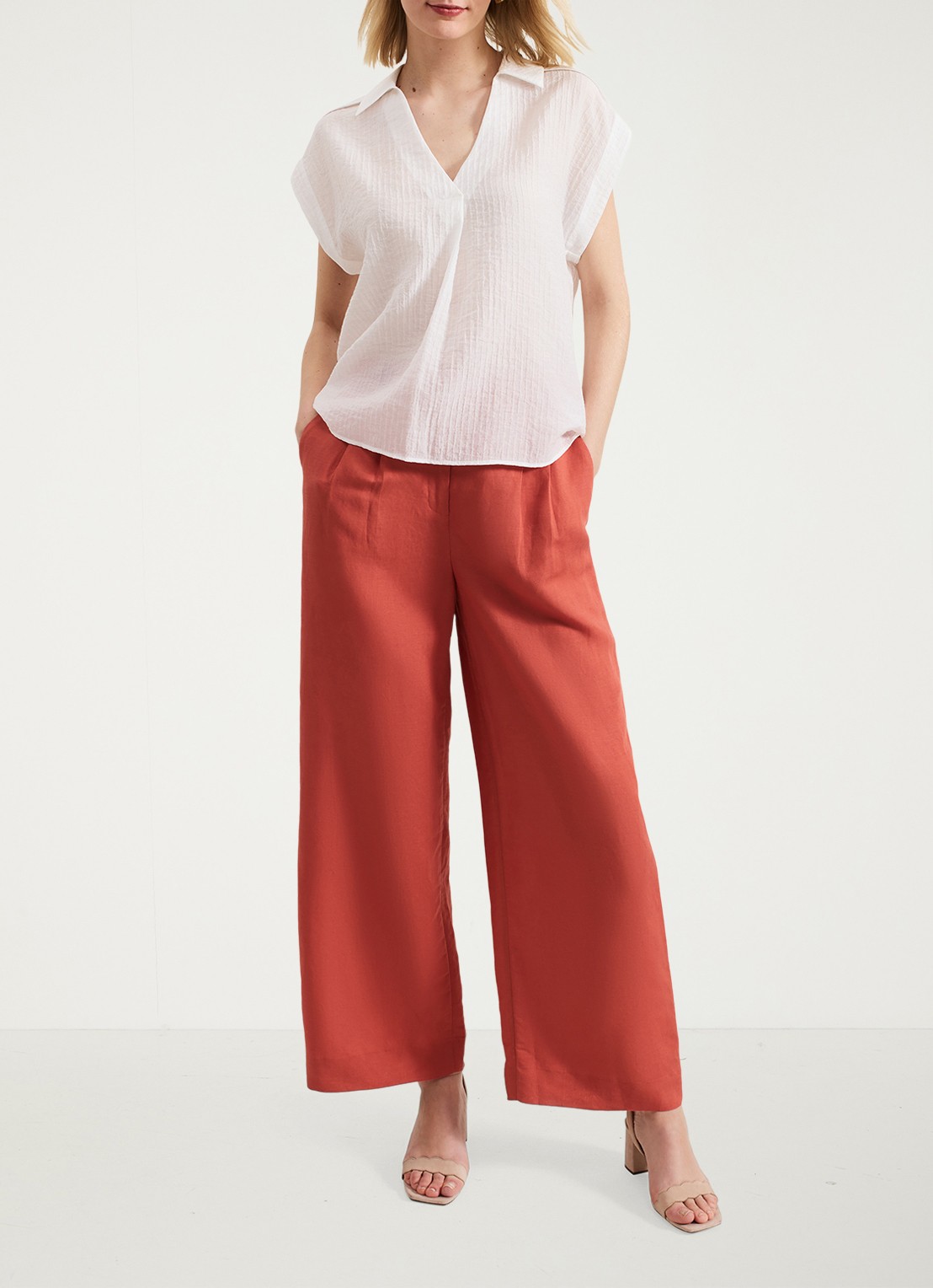 Phase Eight Chrissy tuniek met V-hals en structuur - voorkant 2 wit