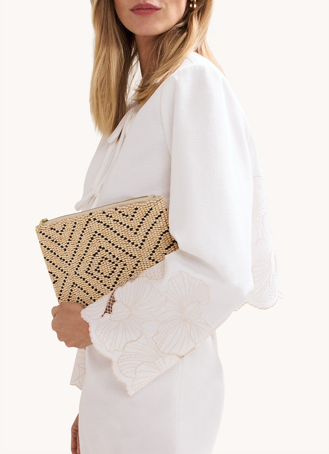 Phase Eight Clutch met kralendecoratie - detail 6 wit