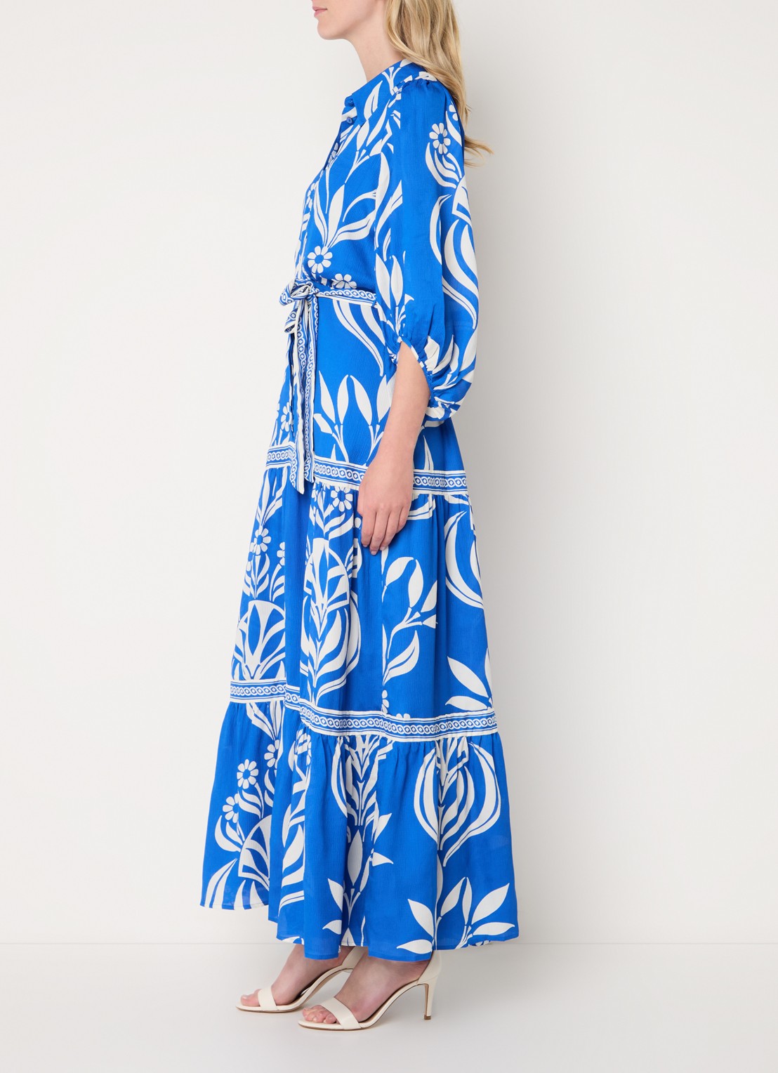 Phase Eight Coralie maxi blousejurk met print en strikceintuur - voorkant 3 kobaltblauw