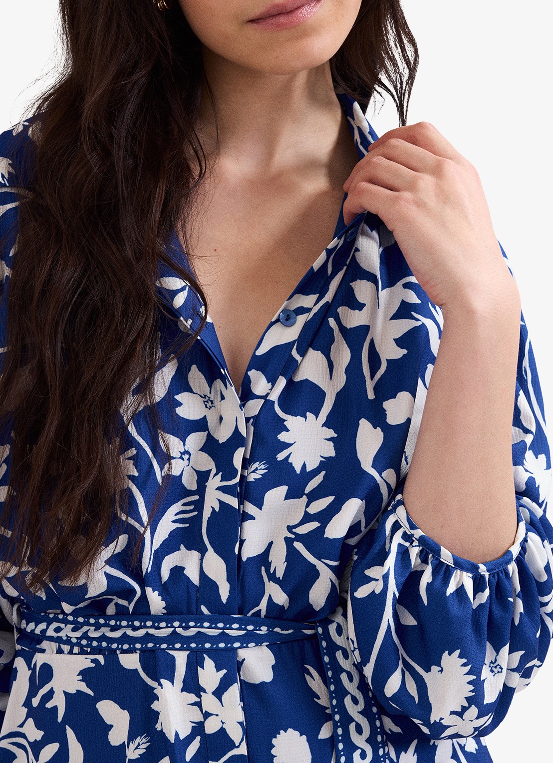 Phase Eight Coralie maxi jurk met bloemenprint - detail 3 donkerblauw
