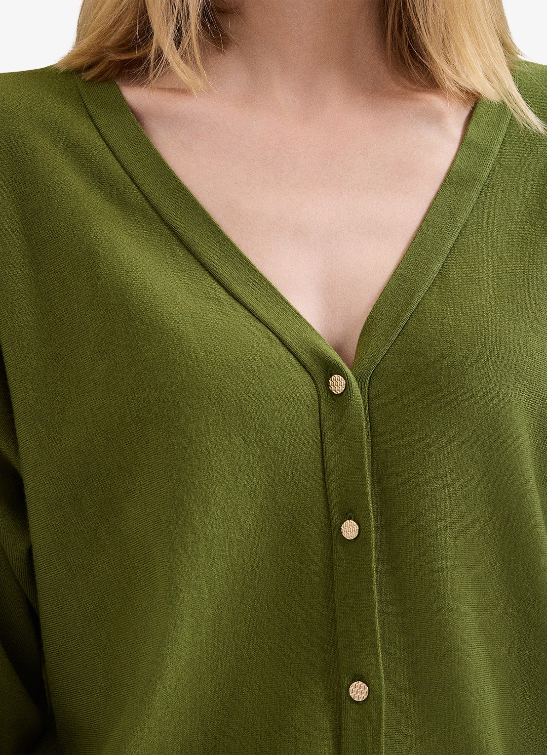 Phase Eight Cristine fijngebreid vest met vleermuismouw - detail 6 groen