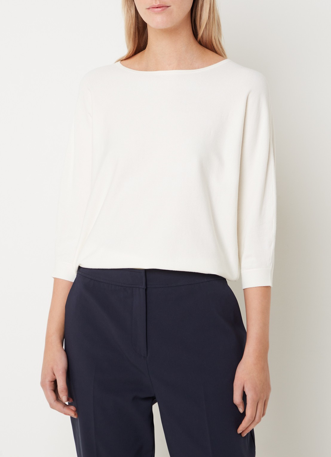 Phase Eight Cristine fijngebreide trui met boothals - detail 4 creme