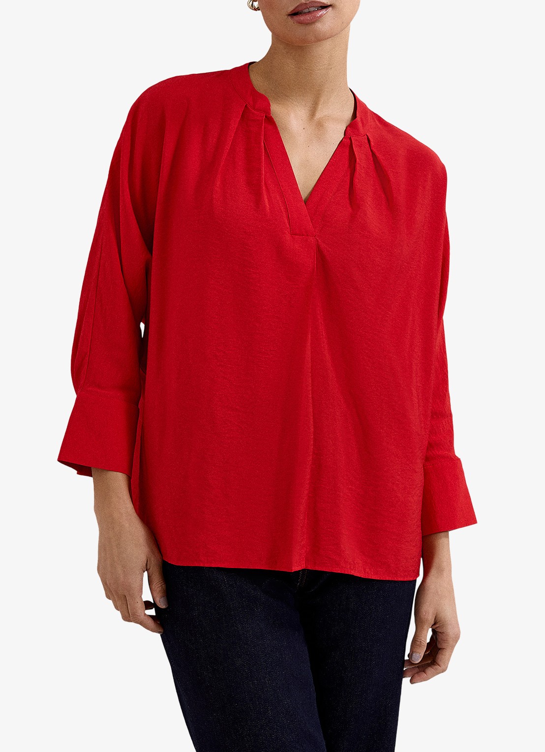Phase Eight Cynthia blouse met V-hals - detail 2 rood