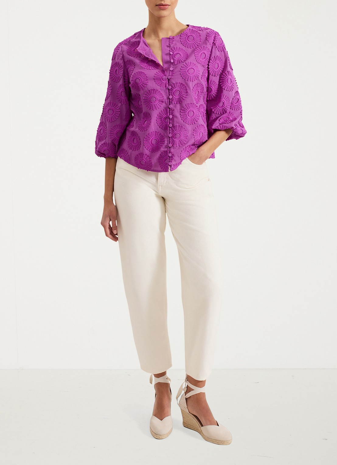 Phase Eight Daisy blouse met structuur - voorkant 2 paars