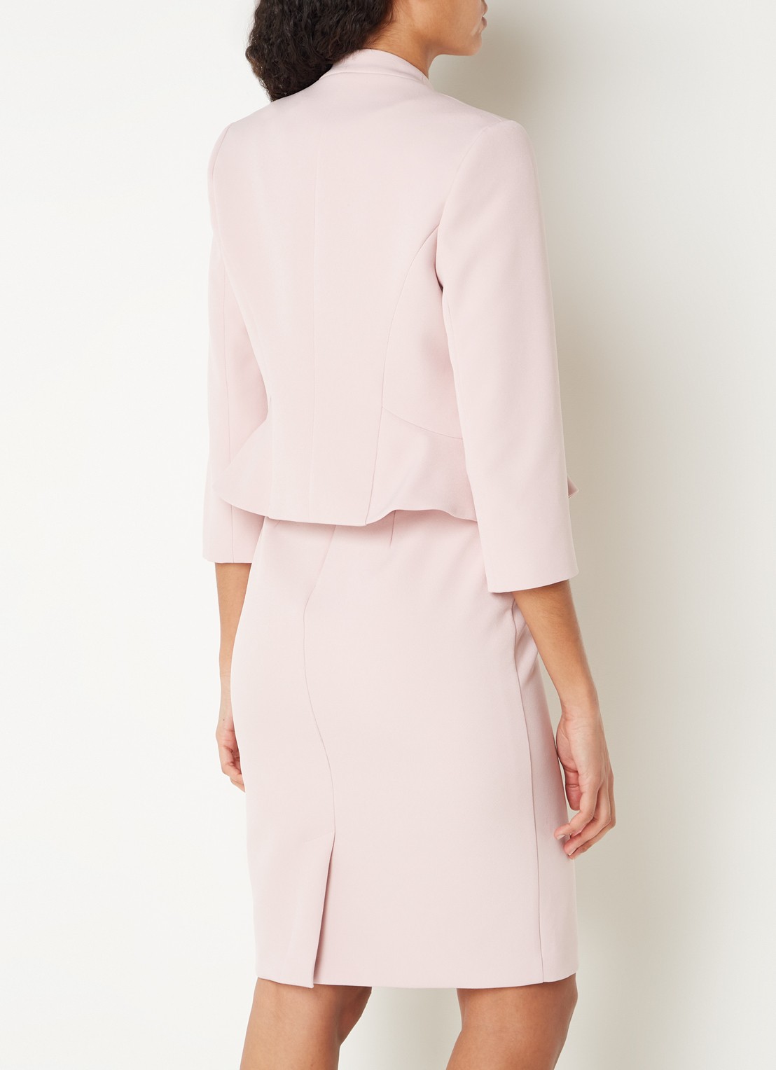 Phase Eight Daisy bolero met schoudervulling - achterkant 4 lichtroze