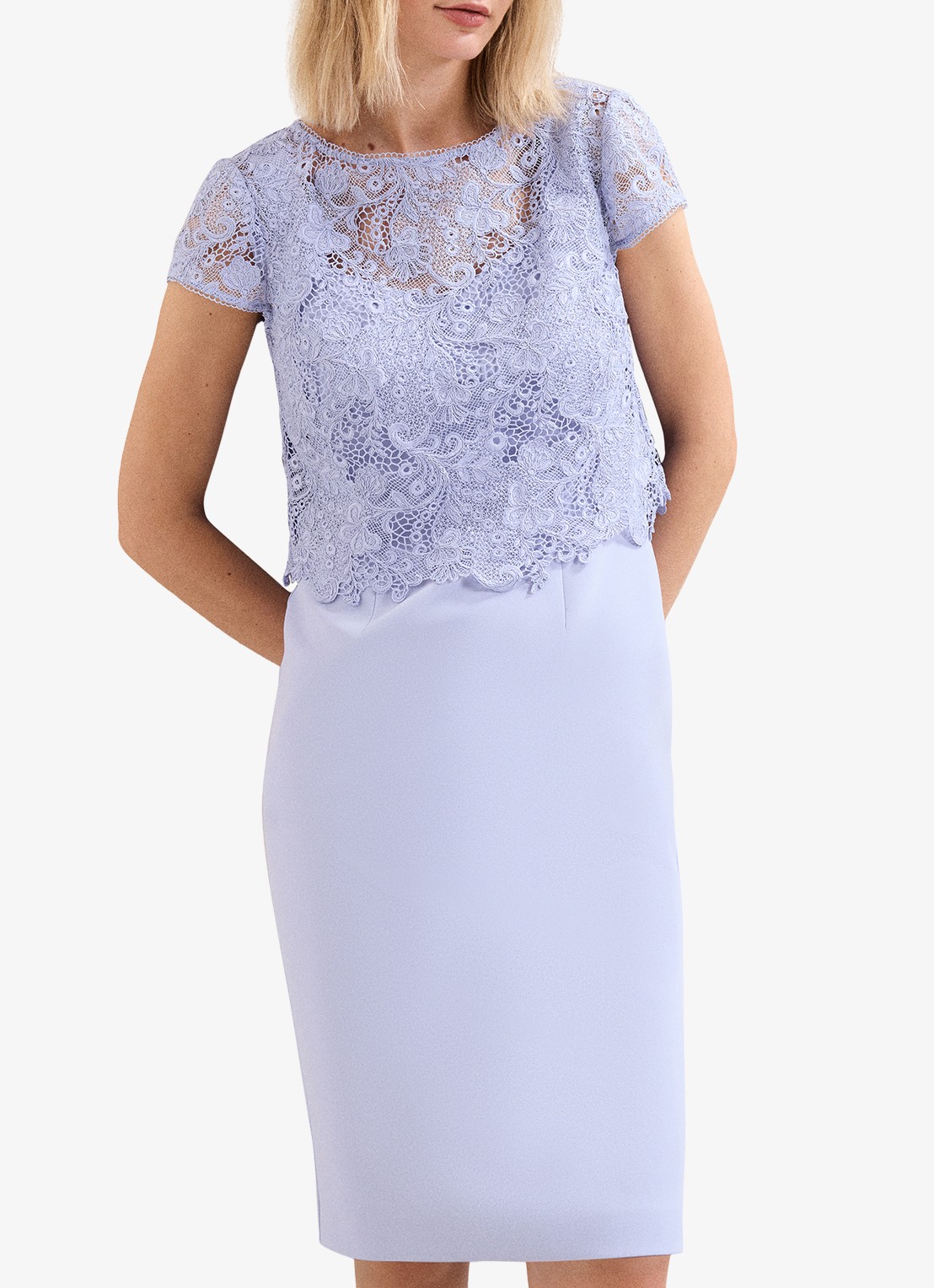 Phase Eight Daisy midi jurk met top van broderie - detail 3 lichtblauw