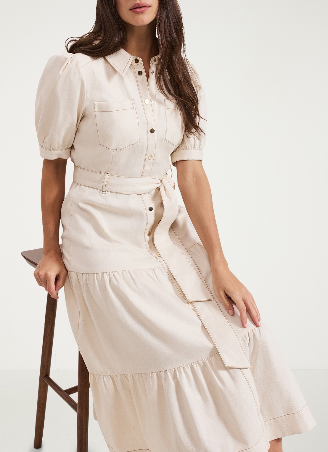 Phase Eight Danah midi blousejurk met strikceintuur - detail 5 beige