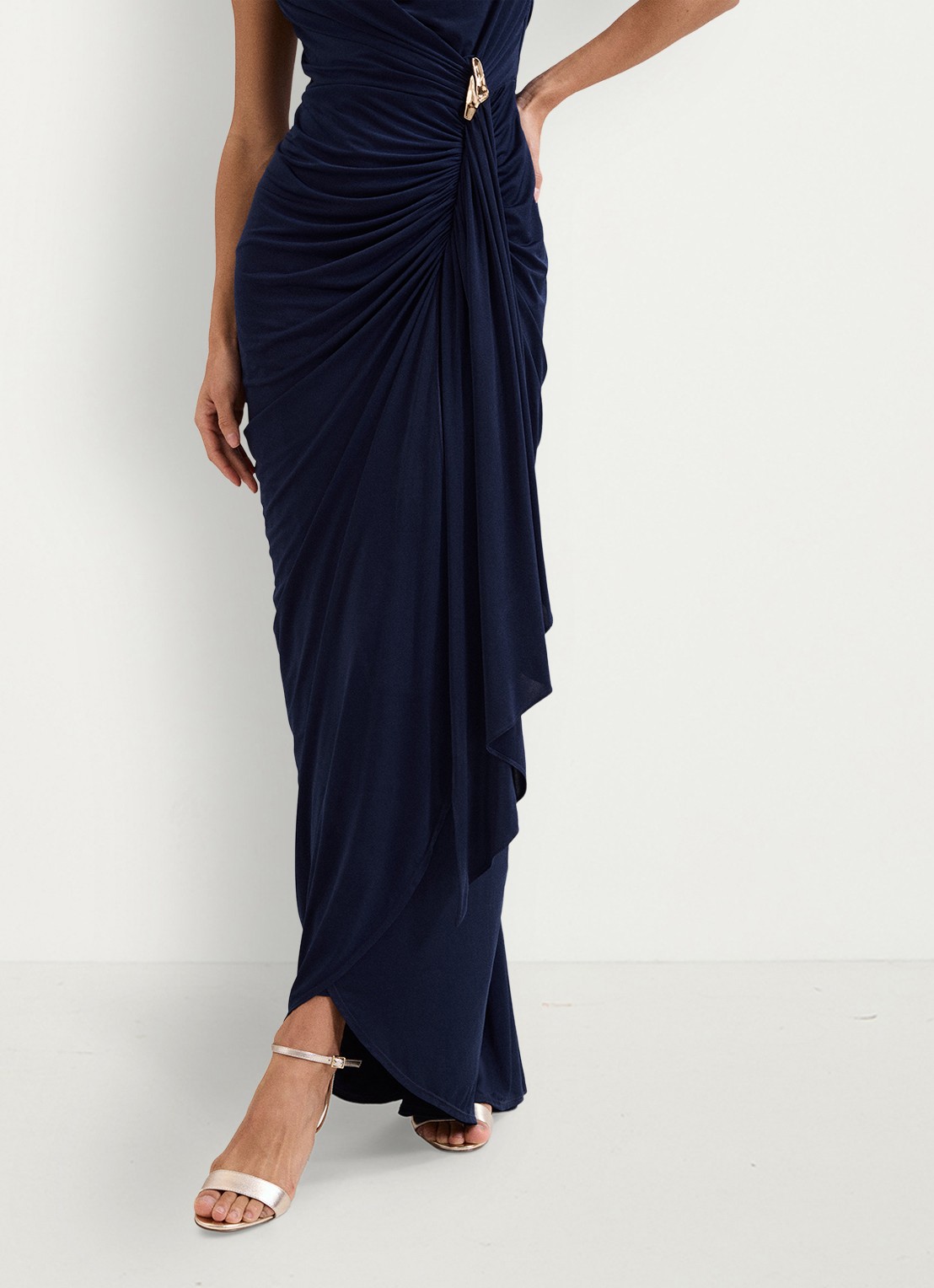 Phase Eight Donna maxi jurk met gedrapeerd detail - detail 7 donkerblauw