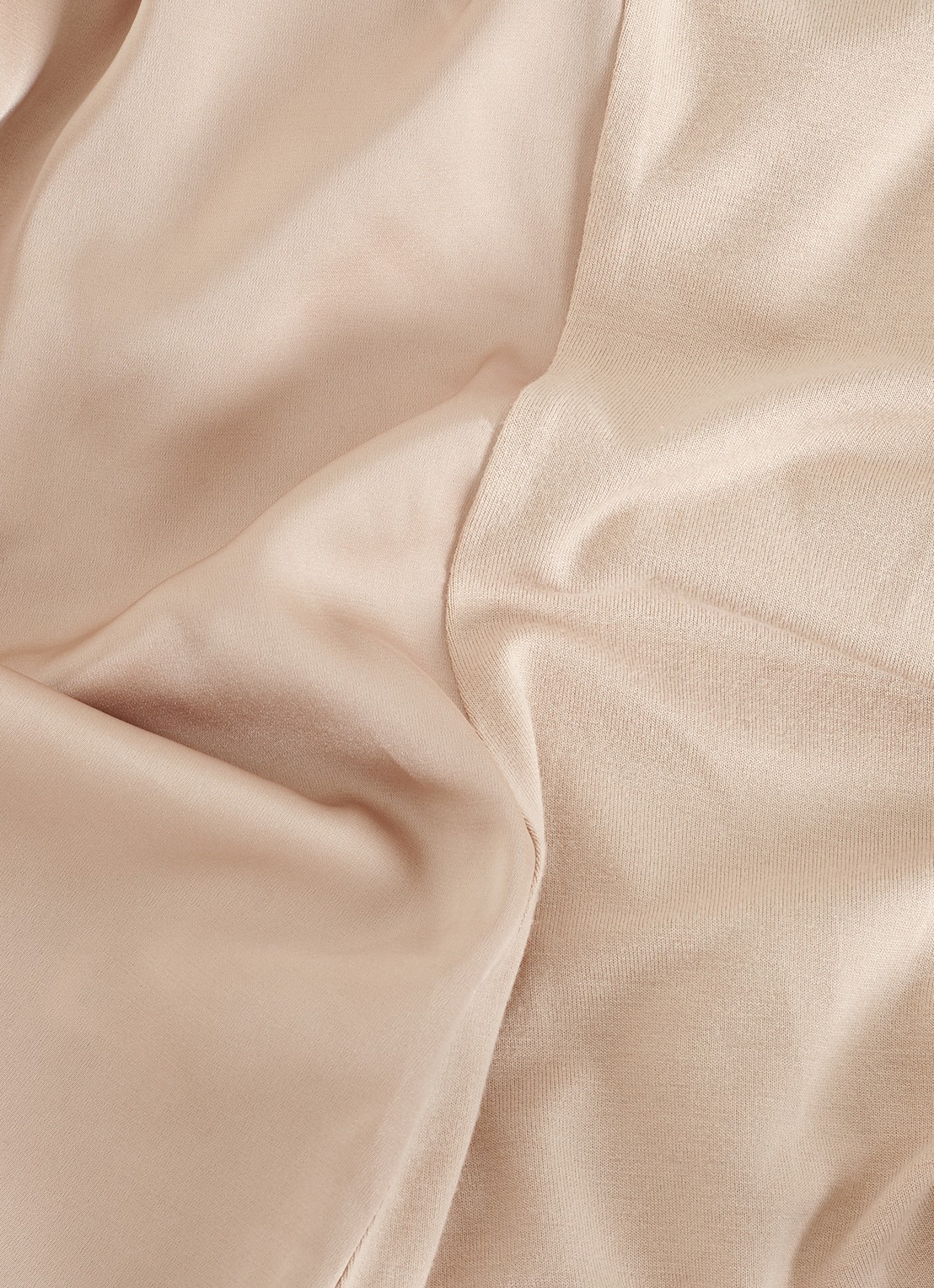 Phase Eight Edie top met glanzende finish - detail 4 goud