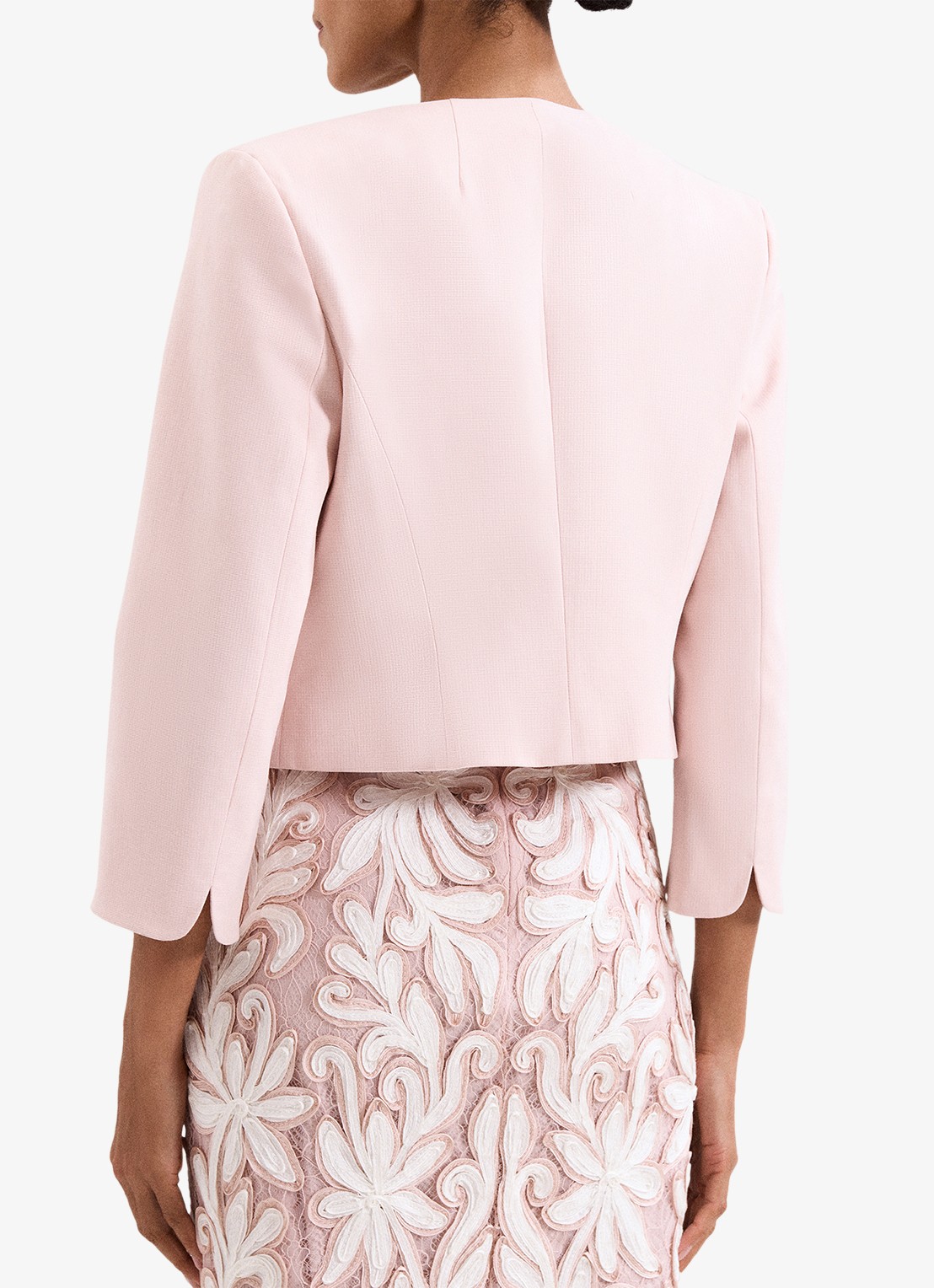 Phase Eight Elizabeth openvallende bolero  - achterkant 3 oudroze