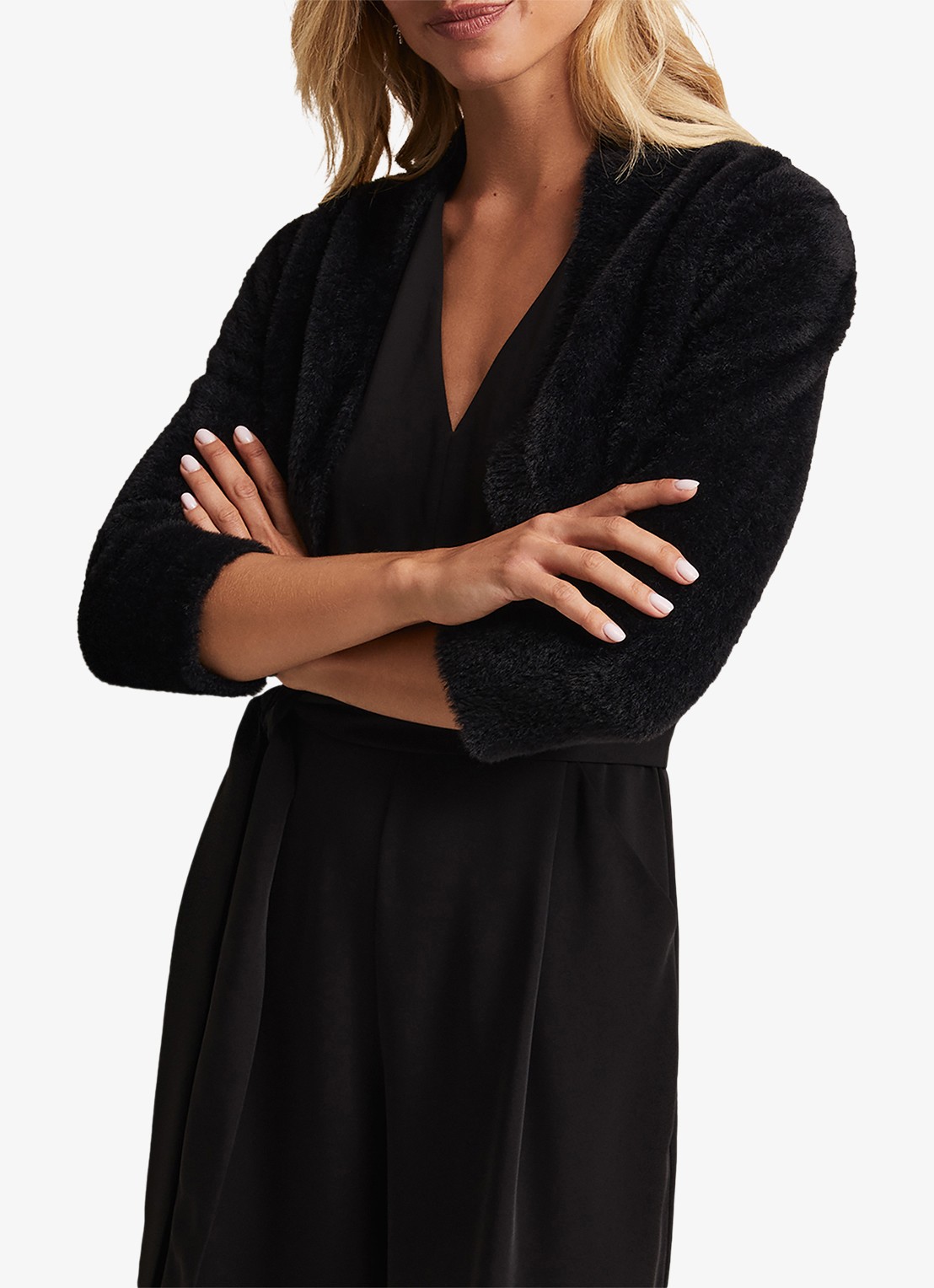 Phase Eight Fay Fluffy bolero met driekwart mouw - detail 4 zwart