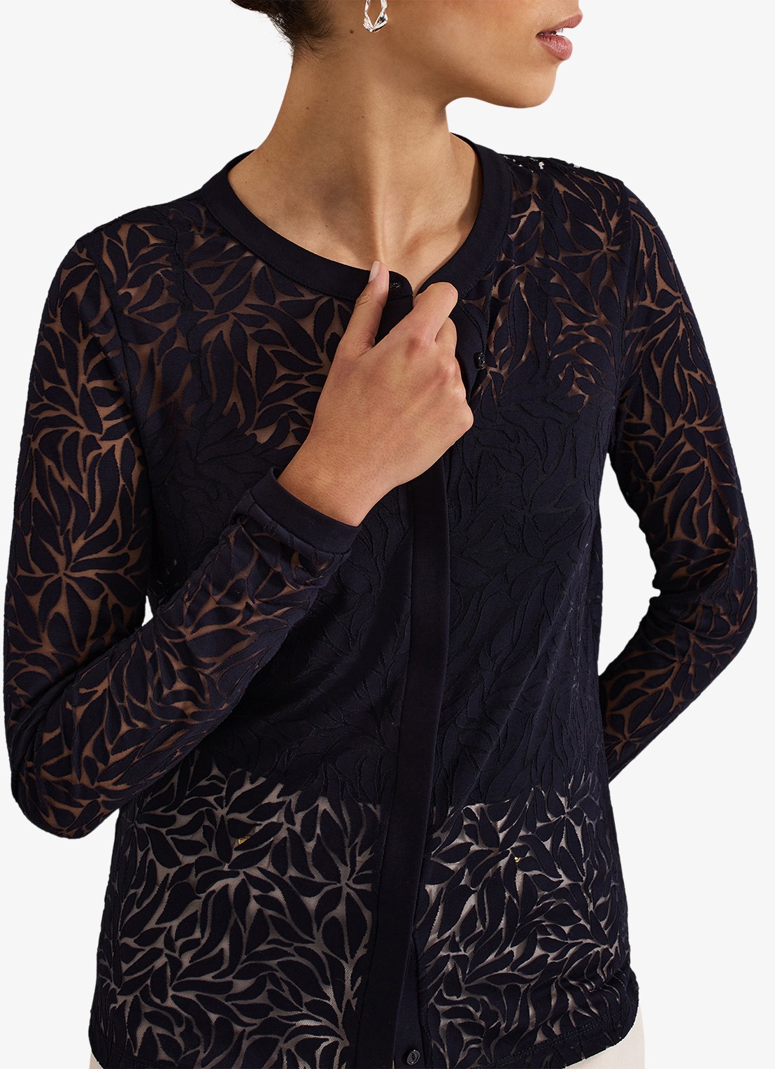 Phase Eight Fern Burnout semi-transparante top met bladprint - detail 4 donkerblauw