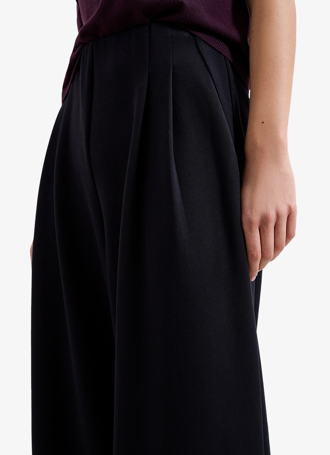 Phase Eight Florence high waist pantalon met plooien - detail 5 zwart