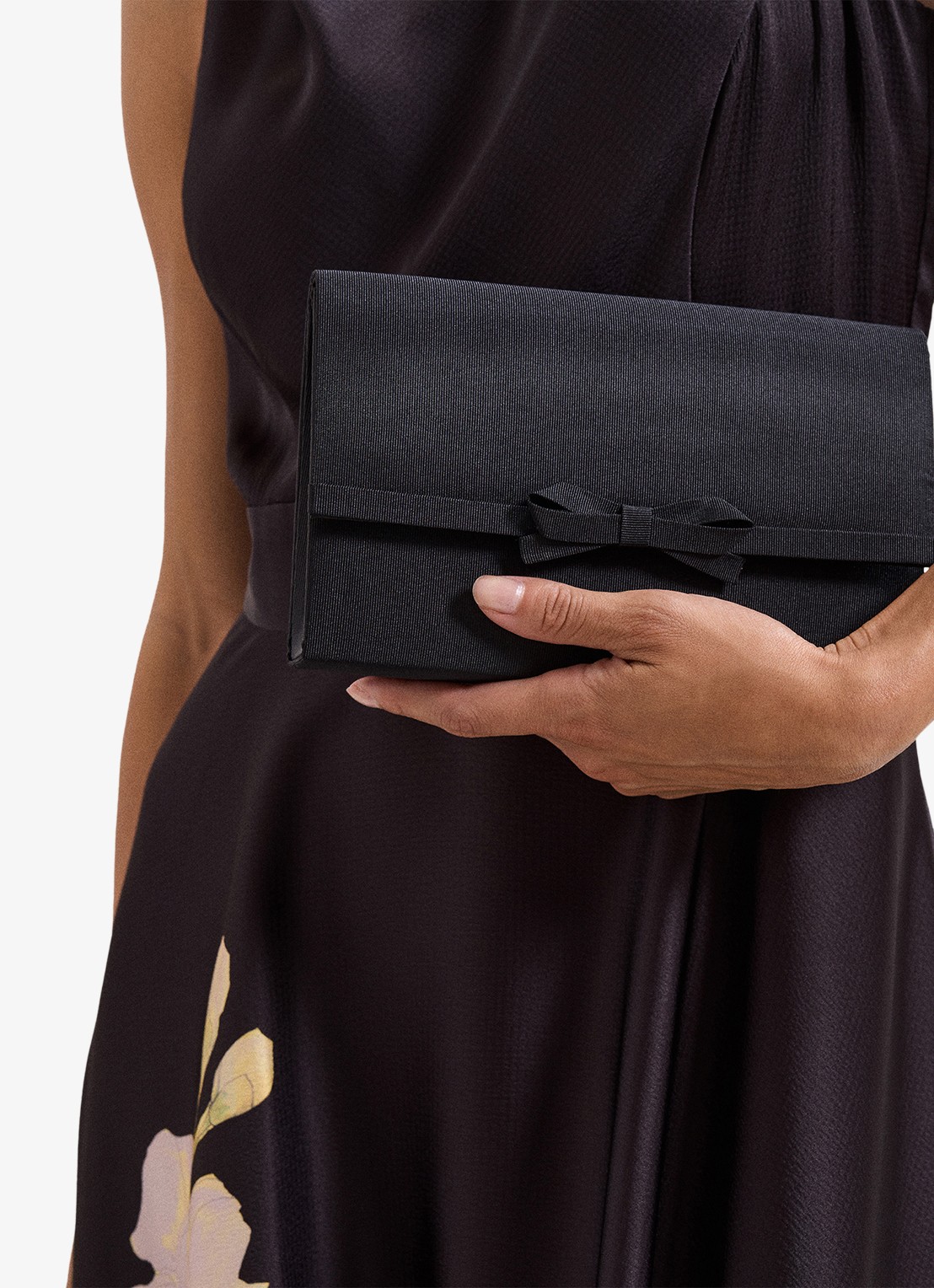 Phase Eight Grosgrain clutch met afneembare schouderriem - detail 7 zwart