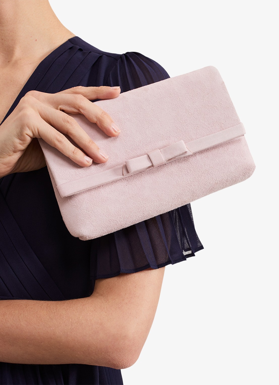 Phase Eight Grosgrain clutch van suède  - detail 4 lichtroze