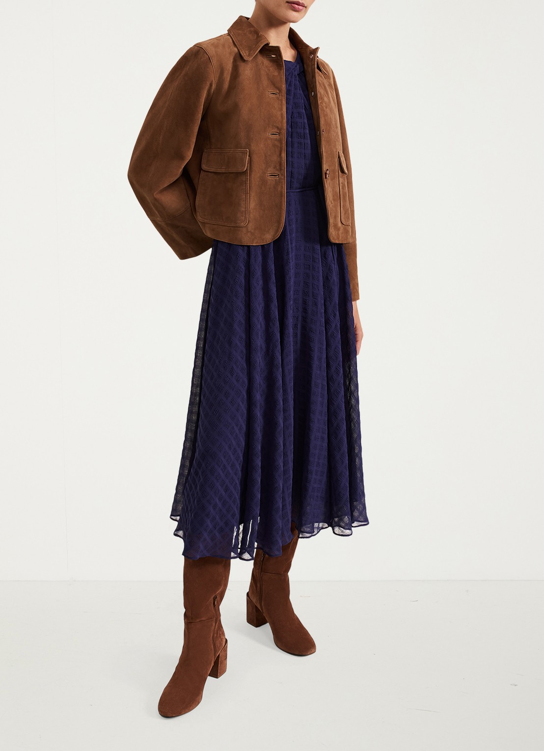 Phase Eight Gwen midi jurk met structuur en strikceintuur - detail 7 donkerblauw