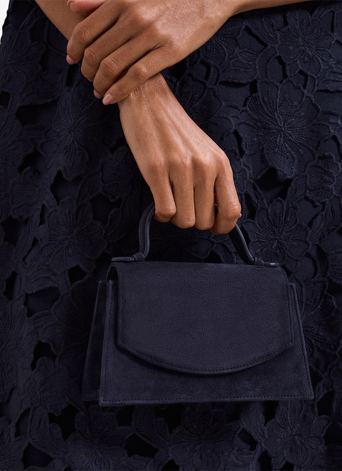 Phase Eight Handtas van suède  - detail 5 donkerblauw