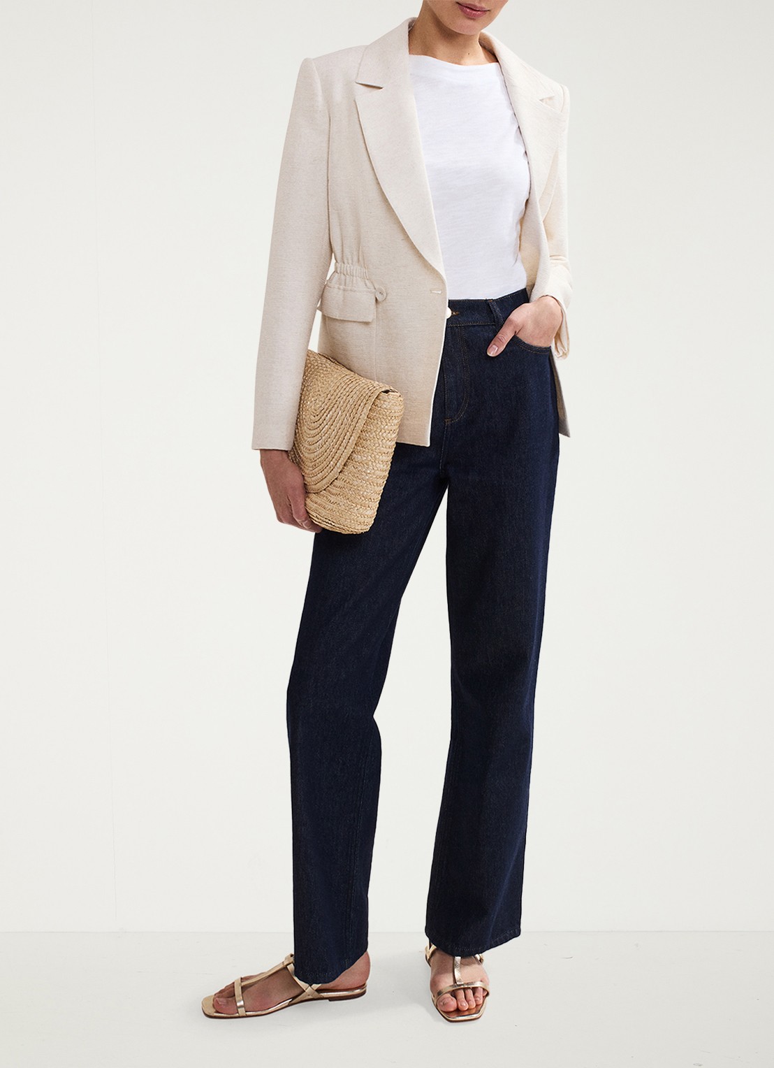 Phase Eight Harlow blazer in linnenblend met structuur - voorkant 3 beige
