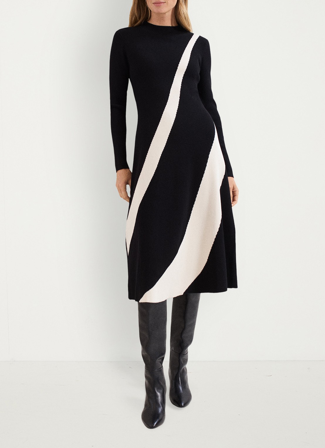 Phase Eight Julie ribgebreide midi jurk met print - voorkant 8 zwart