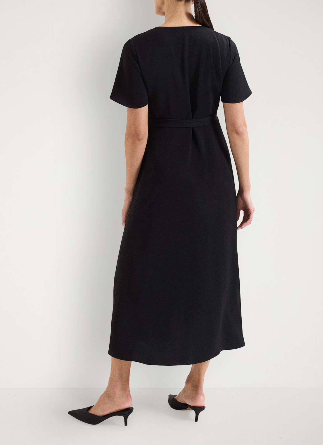 Phase Eight Julissa midi wikkeljurk met strikceintuur - achterkant zwart