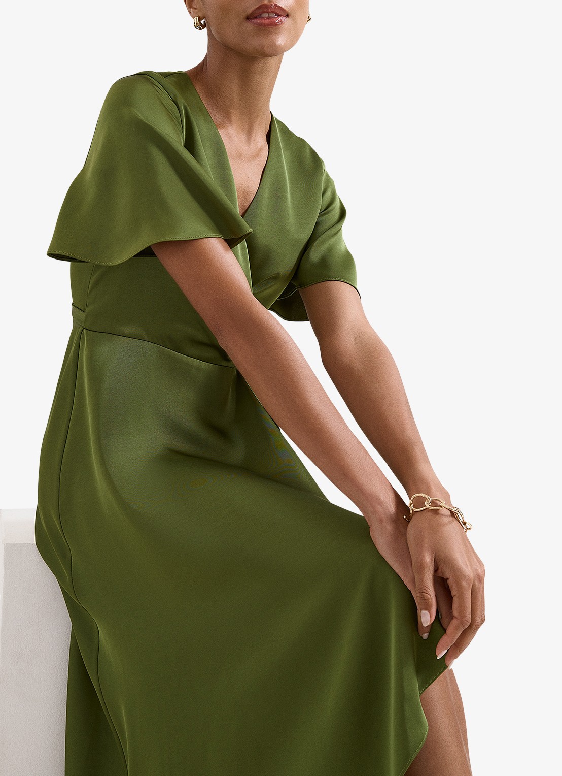 Phase Eight Julissa midi wikkeljurk van satijn - detail 4 khaki