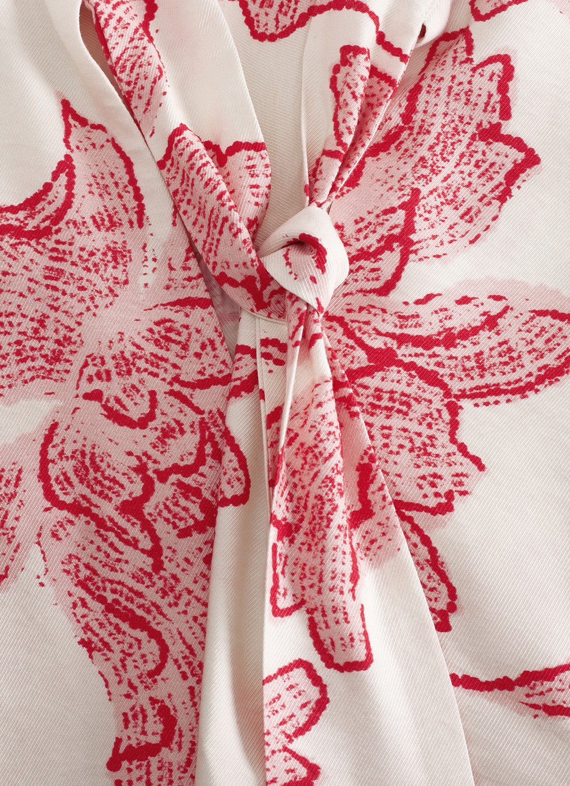 Phase Eight Junie top met sjaalkraag en bloemenprint - detail 4 rood