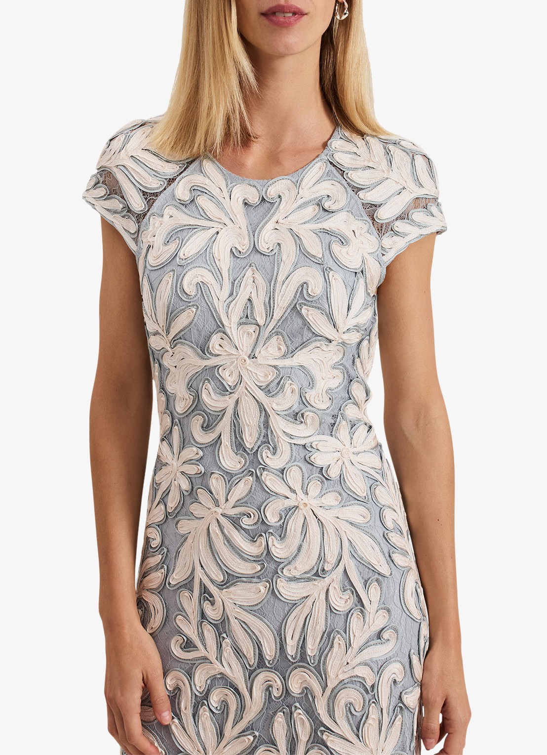 Phase Eight Karima midi jurk met bloemenprint - detail 5 lichtblauw
