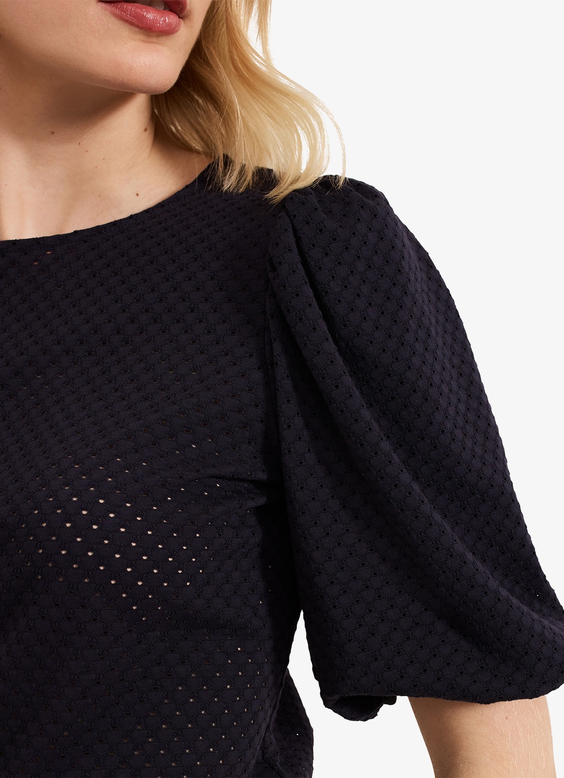 Phase Eight Lani fijngebreide top met structuur - detail 6 donkerblauw