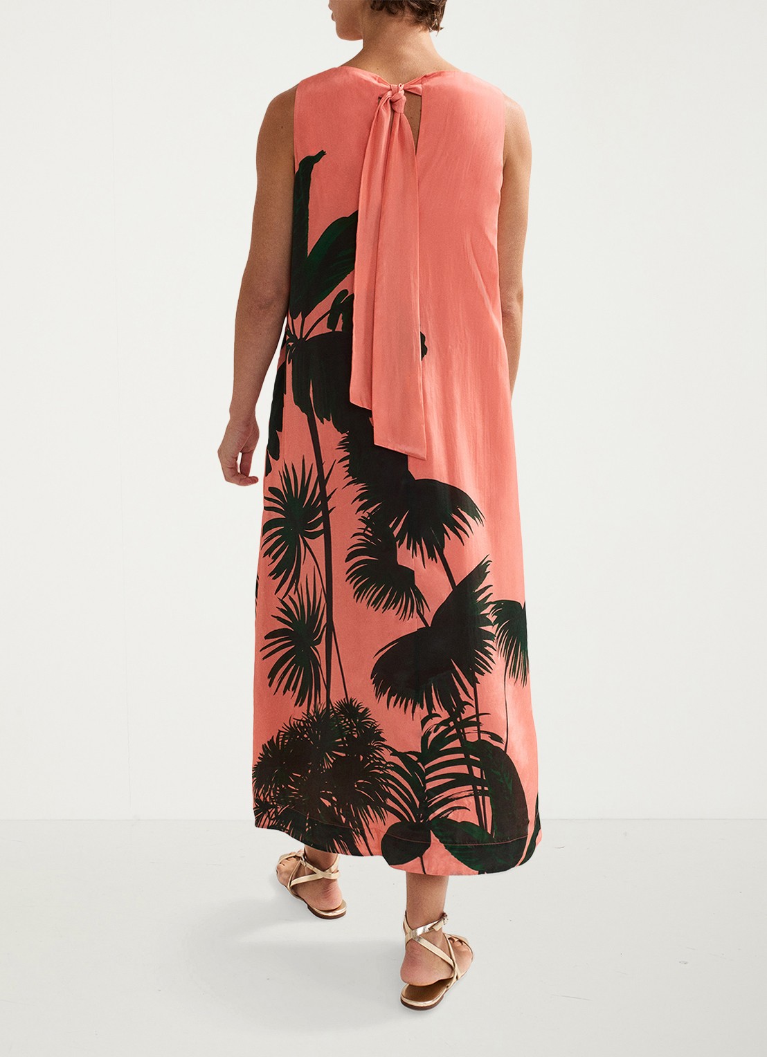 Phase Eight Leila midi jurk met print - achterkant 6 koraal