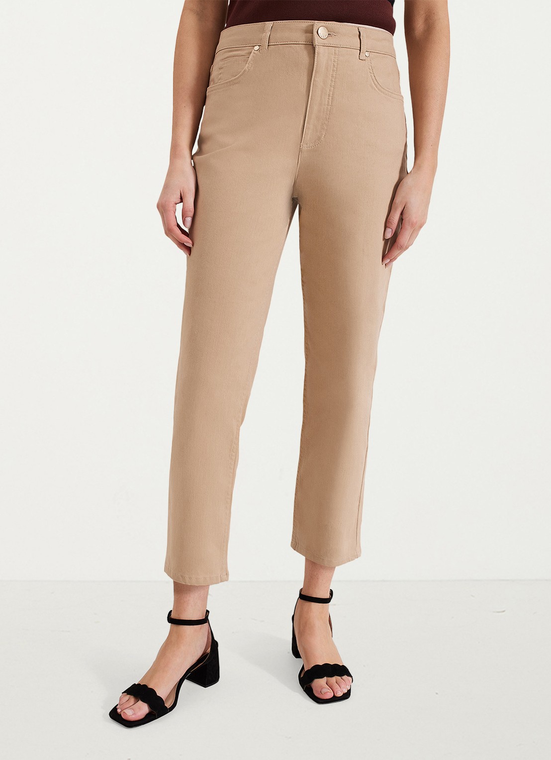 Phase Eight Lindsey Cropped Jean - detail 4 camel