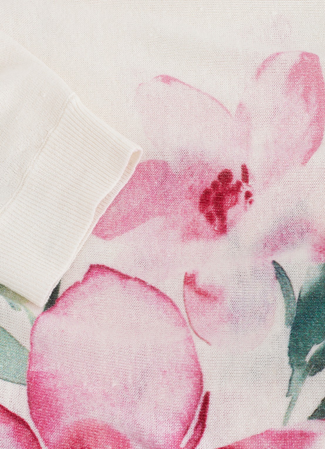 Phase Eight Lorelei fijngebreide trui in linnenblend met bloemenprint - detail 5 roze