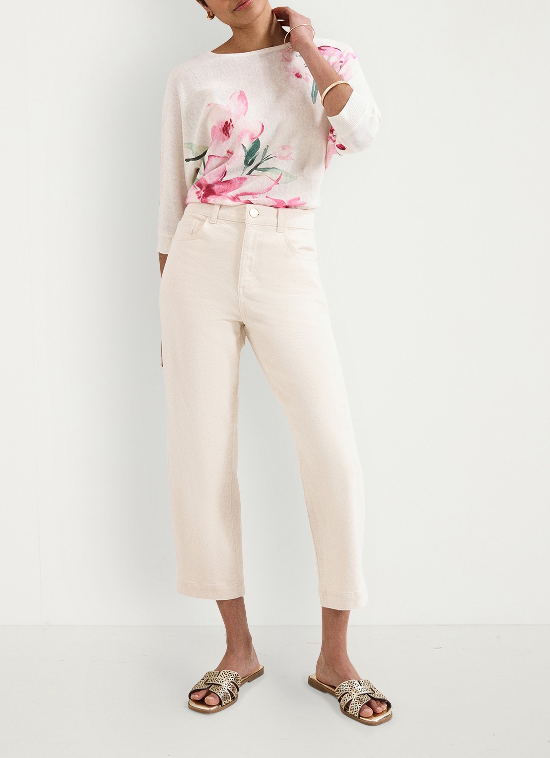 Phase Eight Lorelei fijngebreide trui in linnenblend met bloemenprint - voorkant 7 roze