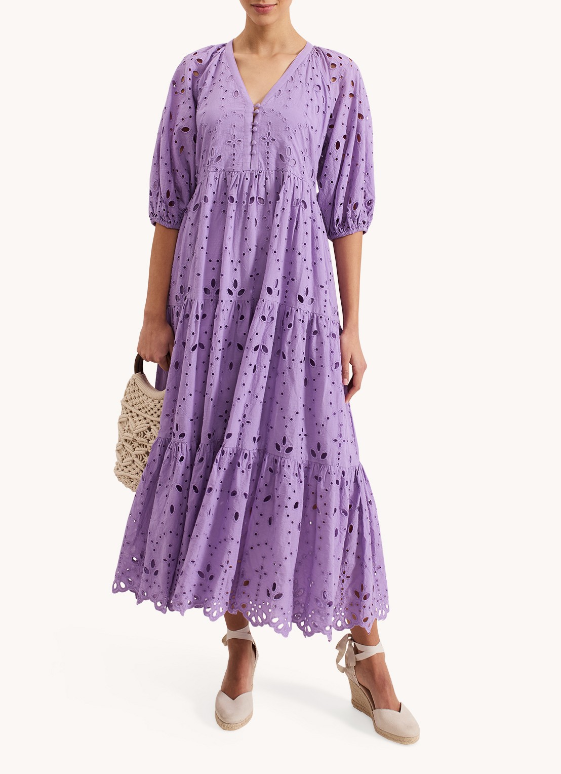 Phase Eight Lorhna maxi jurk met broderie - voorkant 7 lila