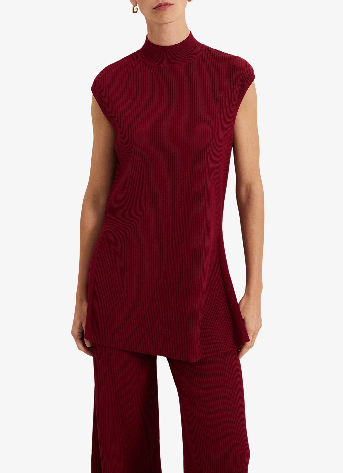 Phase Eight Lori ribgebreide top met splitten - detail bordeauxrood