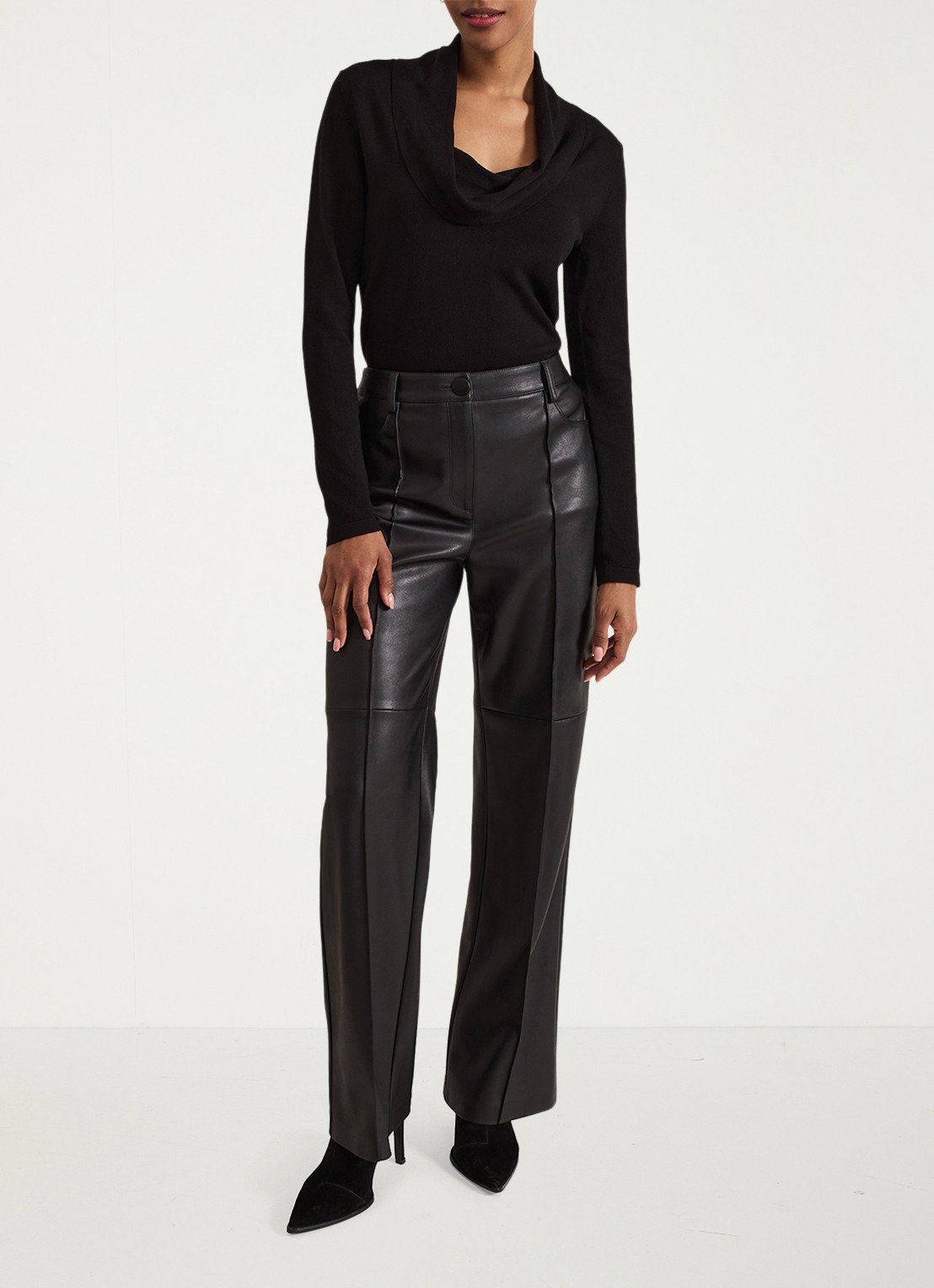 Phase Eight Lottie Watervalhals Top - voorkant 2 zwart