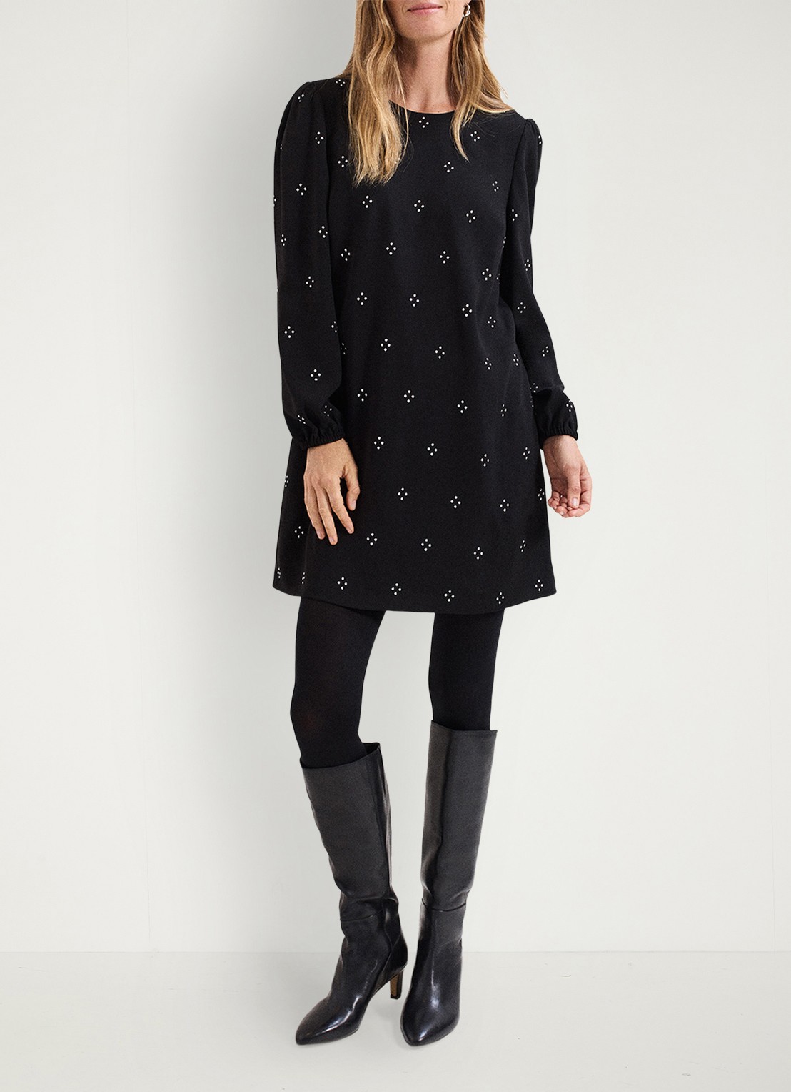 Phase Eight Lucia mini jurk met strass - voorkant 3 zwart