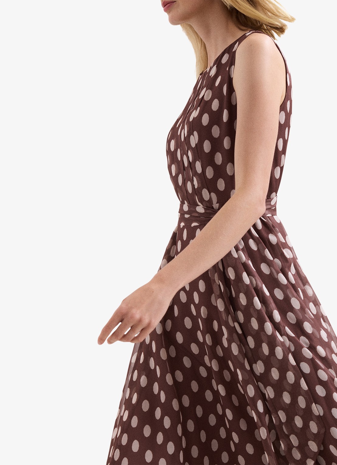 Phase Eight Lucinda midi jurk met stippenprint en plooien  - detail 5 bruin