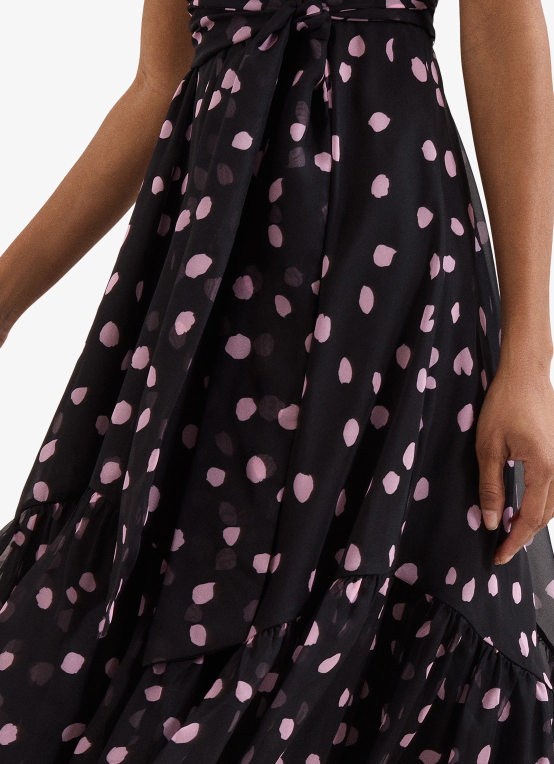 Phase Eight Lucinda midi jurk met stippenprint - detail 4 zwart