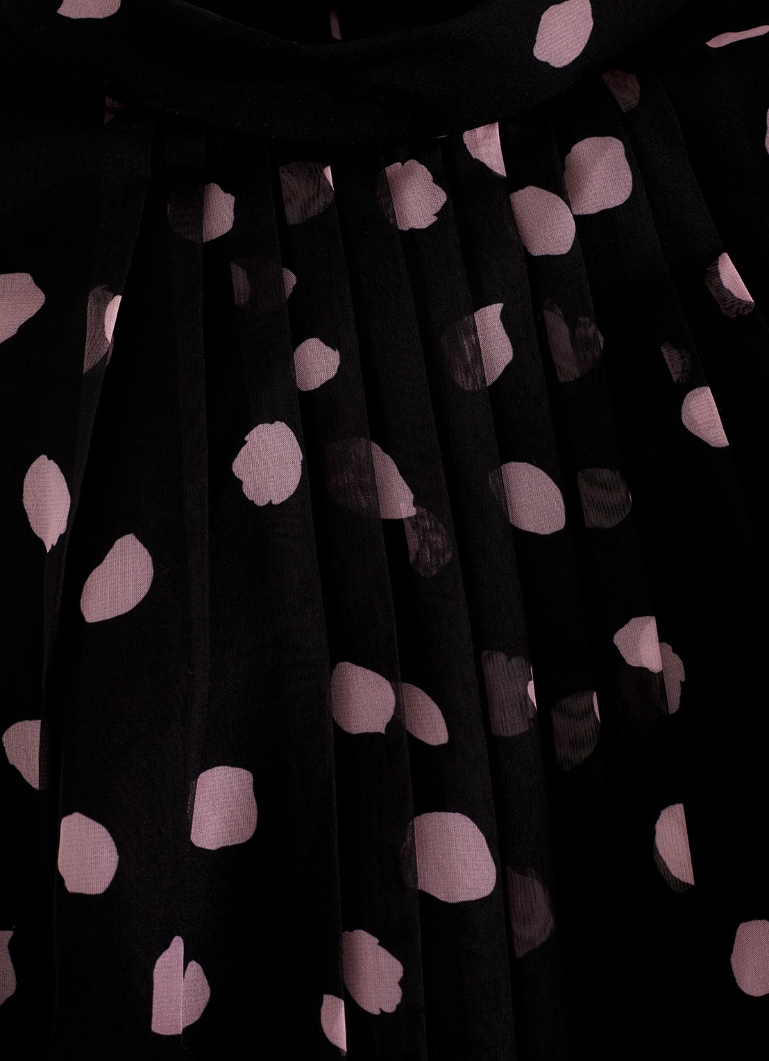 Phase Eight Lucinda midi jurk met stippenprint - detail 5 zwart
