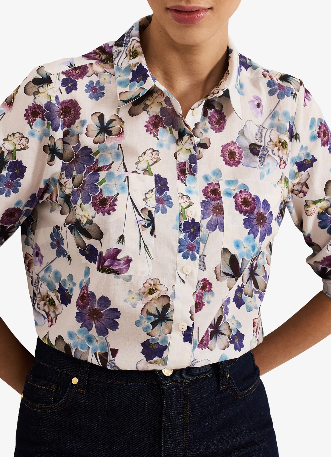 Phase Eight Maddelena blouse met print - detail 2 lichtroze