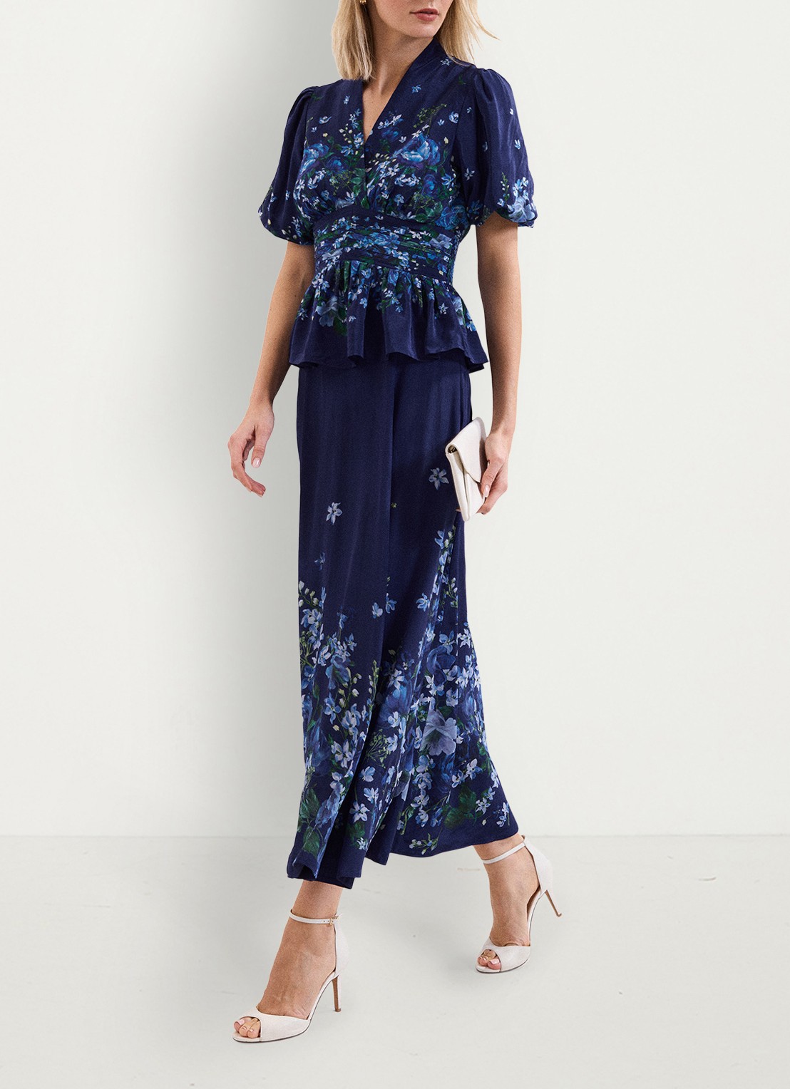 Phase Eight Maeve midi rok met bloemenprint - voorkant 7 donkerblauw