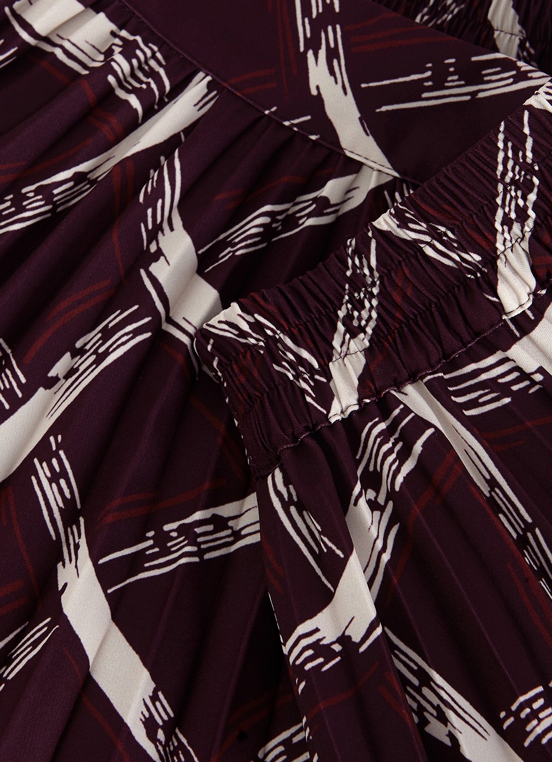 Phase Eight  Mairi mini plooirok met grafische print - detail 5 donkerrood