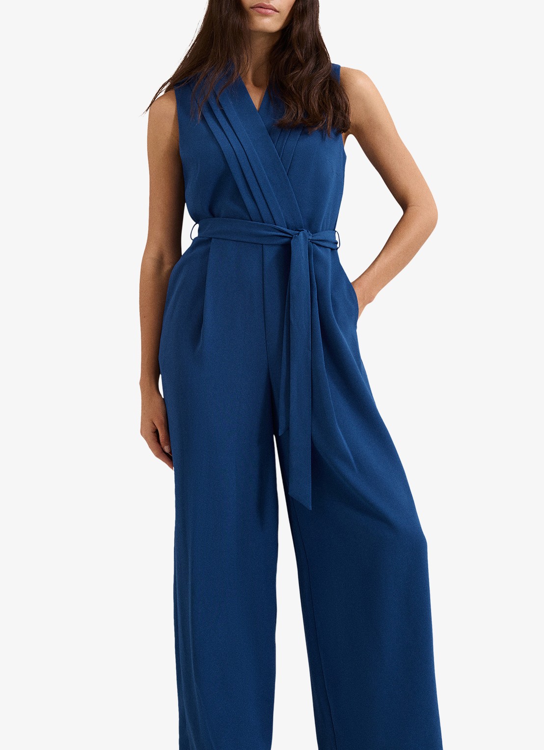 Phase Eight Maisley wide fit jumpsuit met strikceintuur - detail donkerblauw