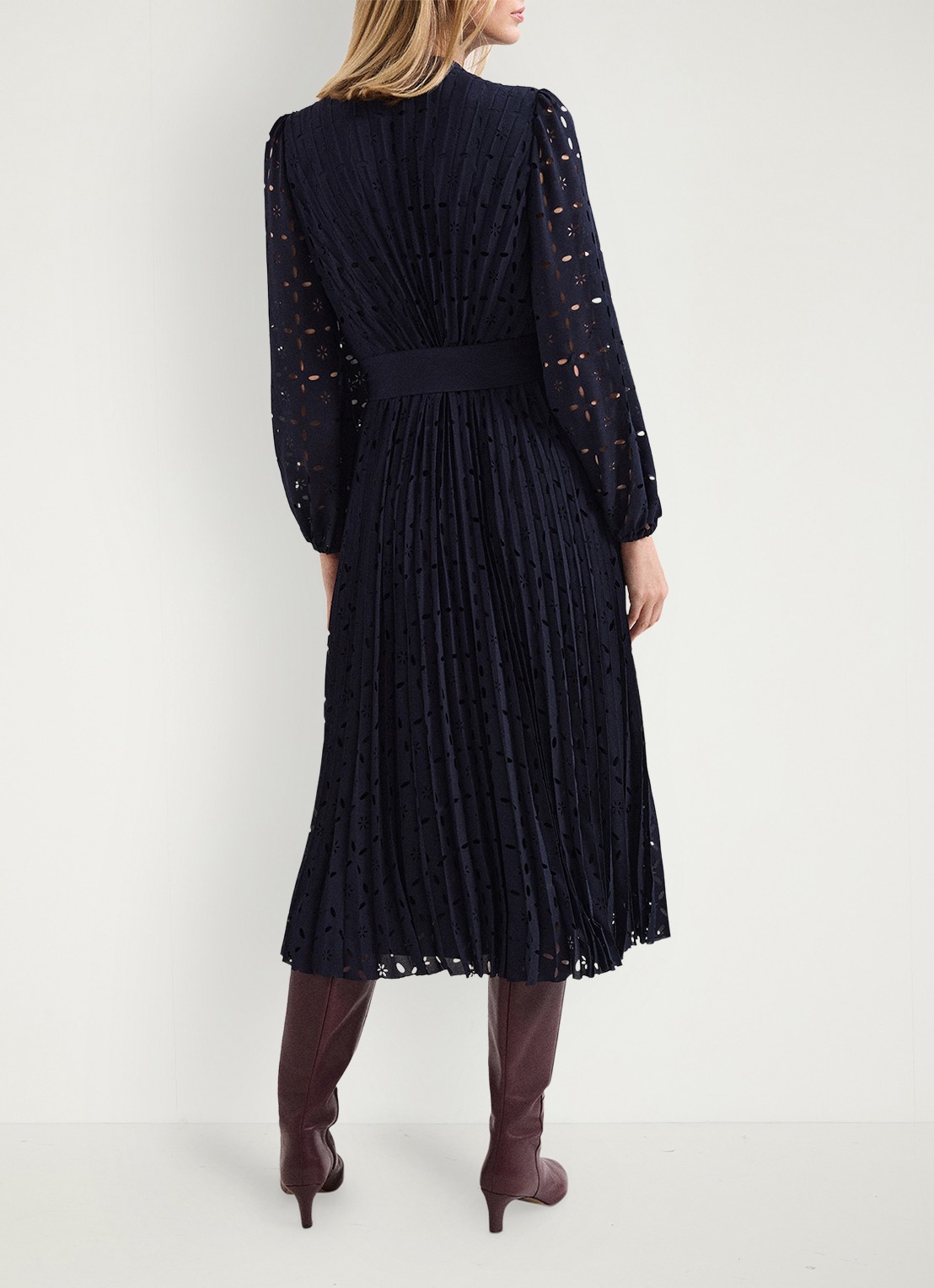 Phase Eight Marina midi jurk met grafische print - achterkant 6 donkerblauw