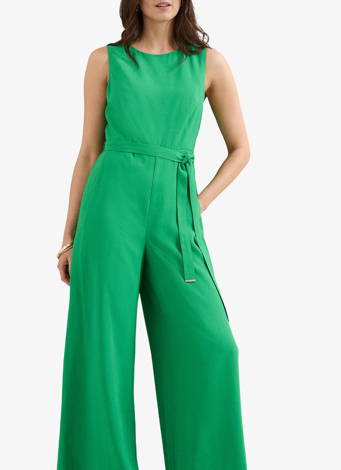 Phase Eight Marta loose fit jumpsuit met strikceintuur - detail 4 groen