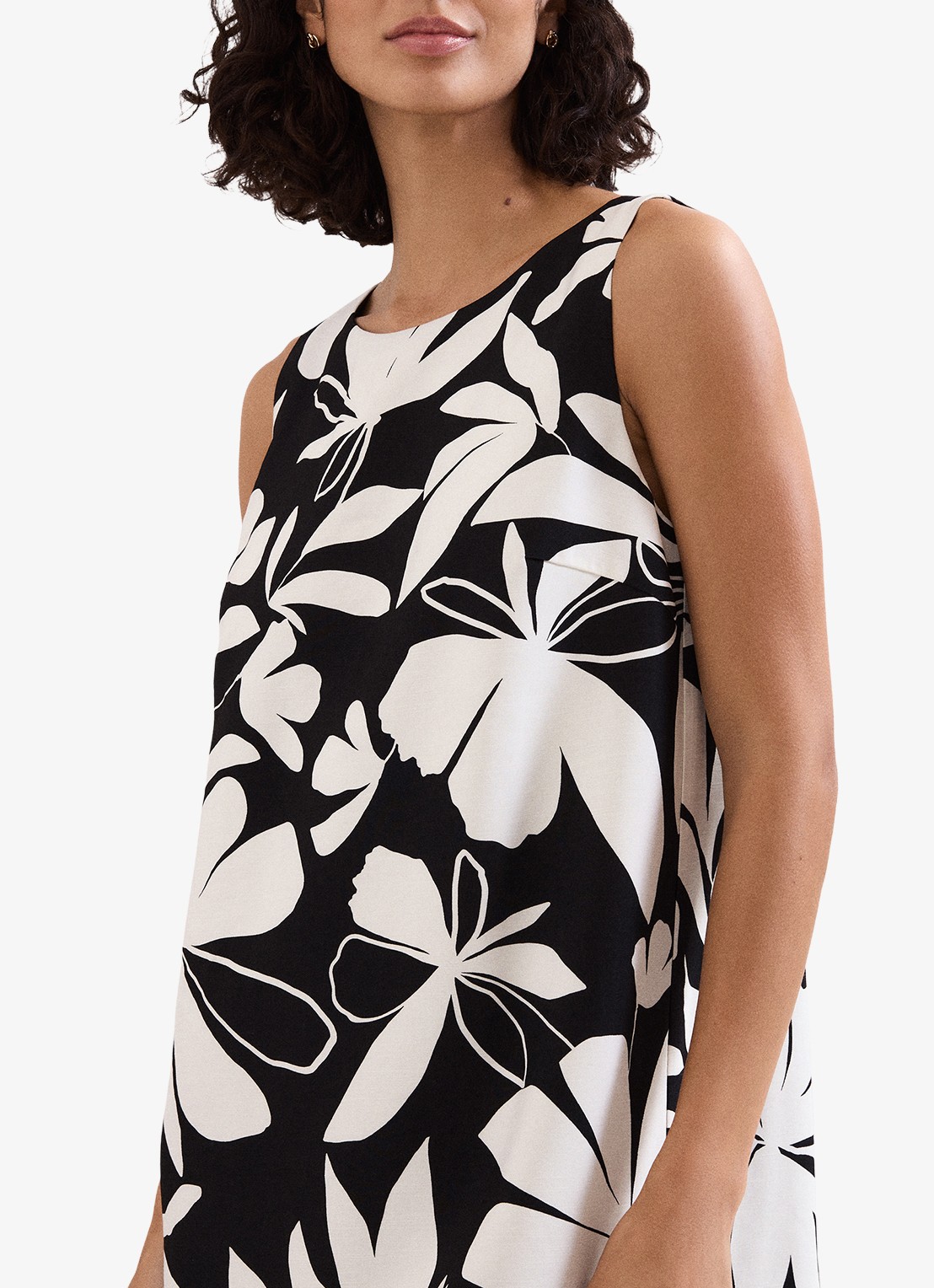 Phase Eight Marta mini jurk met ronde hals en bloemenprint - detail 5 zwart