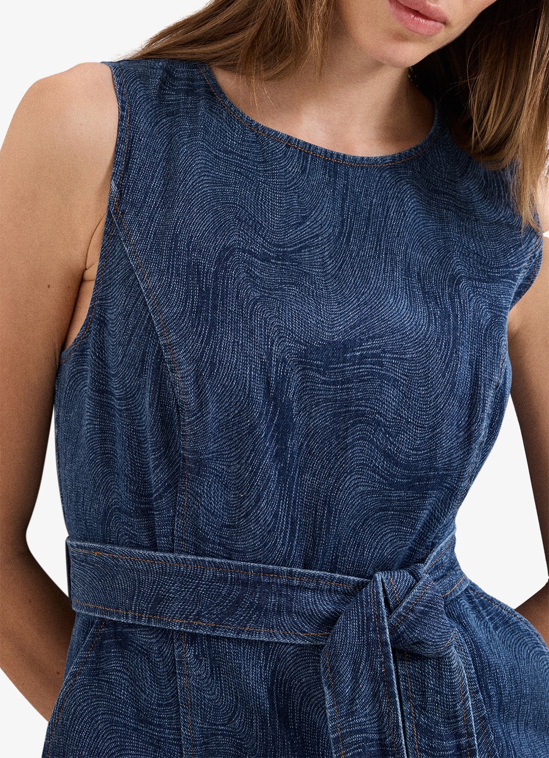 Phase Eight Marta wide fit jumpsuit met strikceintuur - detail 4 indigo