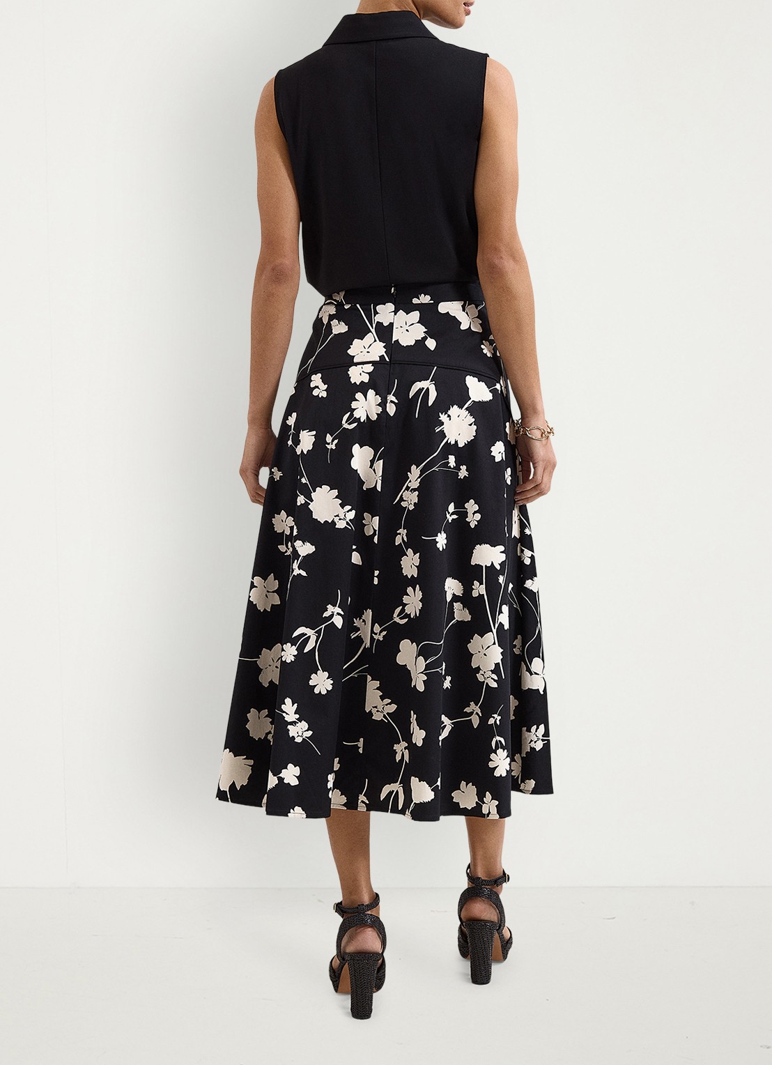 Phase Eight Mavis midi rok met bloemenprint - achterkant zwart