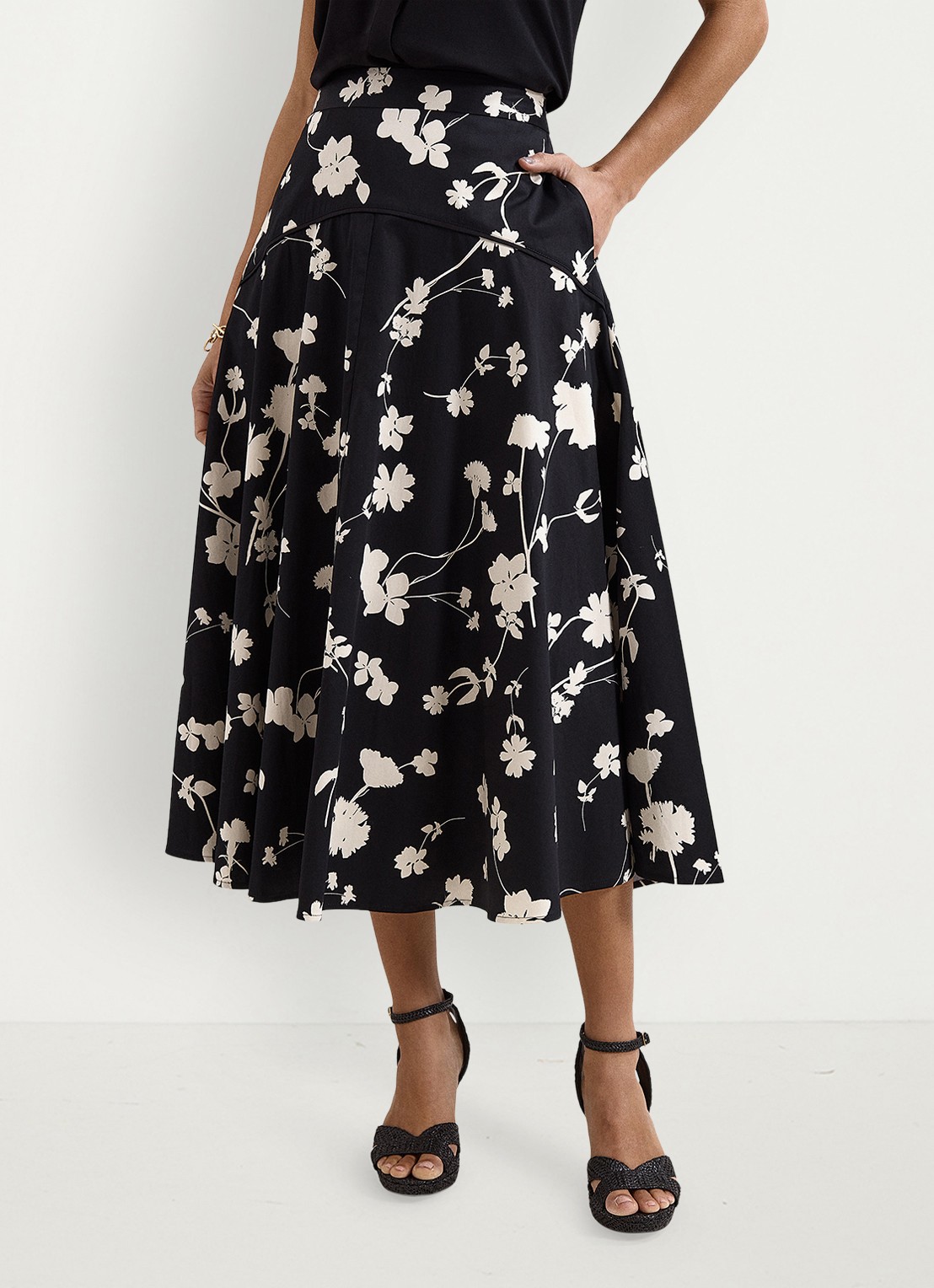 Phase Eight Mavis midi rok met bloemenprint - detail 2 zwart